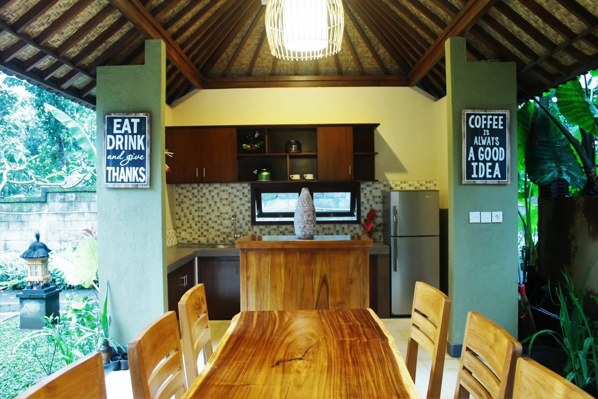 Tuga Guest House Ubud Exterior foto